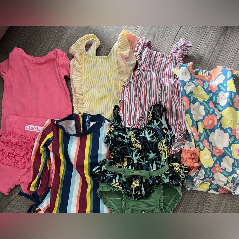 Ruffle Butts (size 3-6 months)